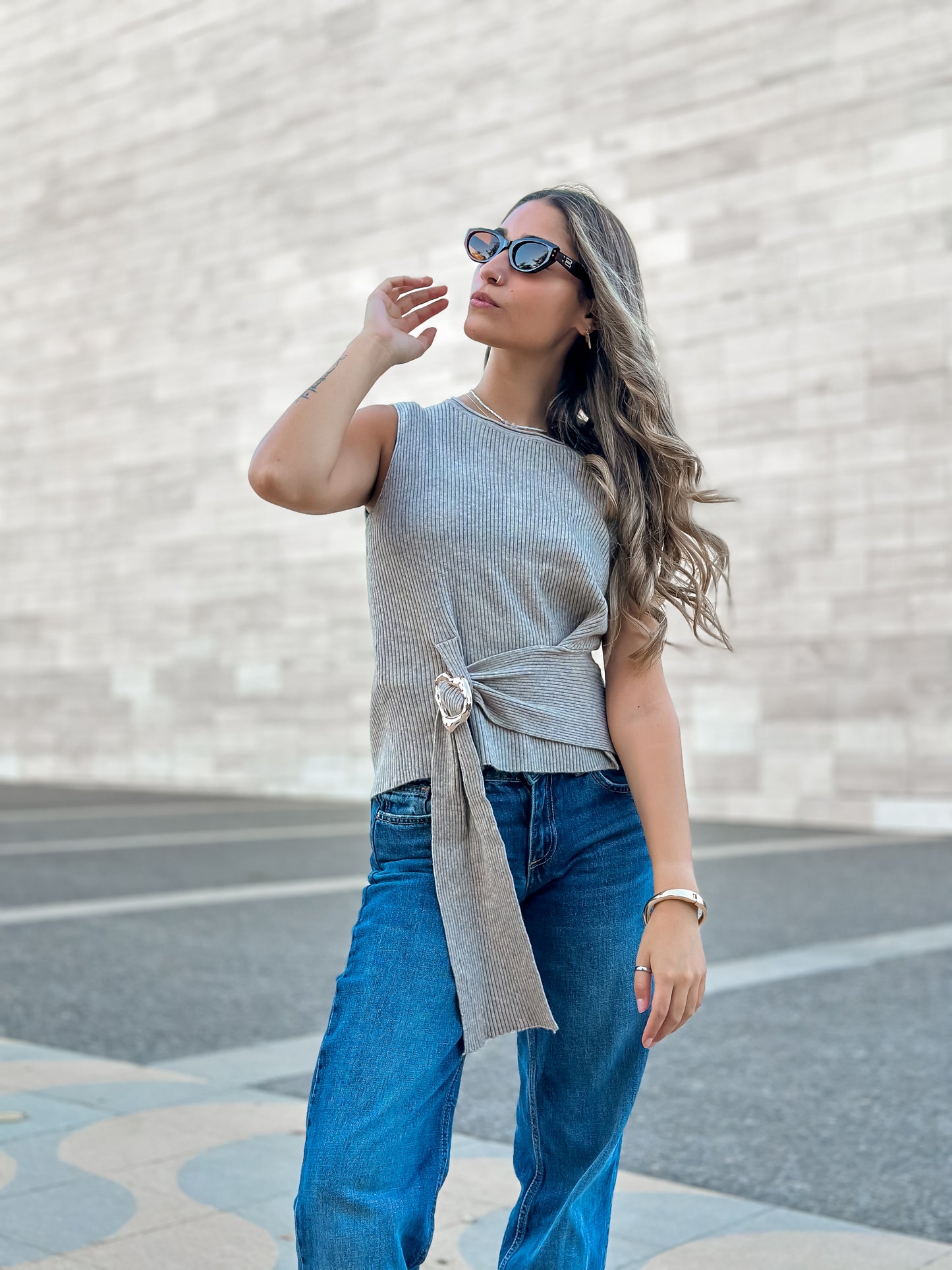 Top Punto Halo Gris