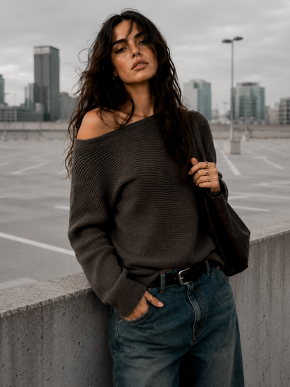 Sweater Hombro Asimétrico Dark Taupe
