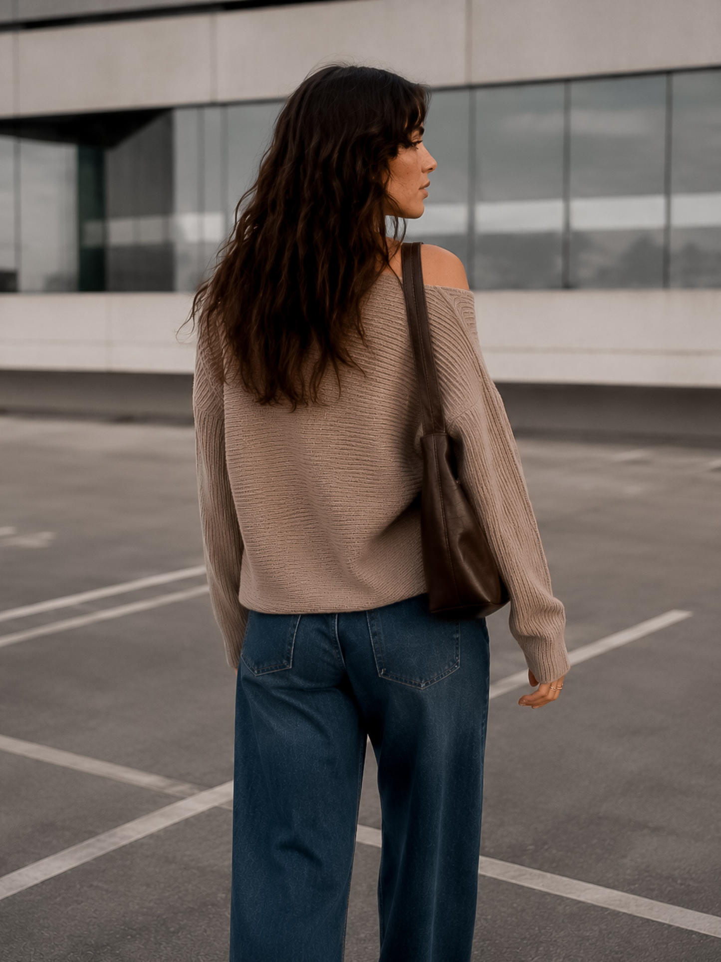 Sweater Hombro Asimétrico Mocha Mousse