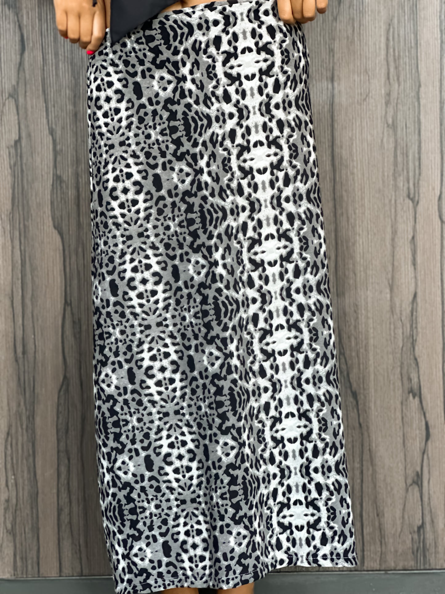 Falda Leopardo Black