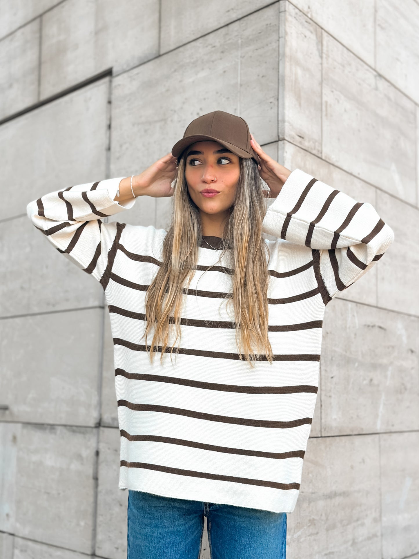 Sweater Line Mocha Mousse