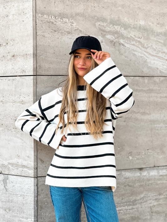 Sweater Line Negro