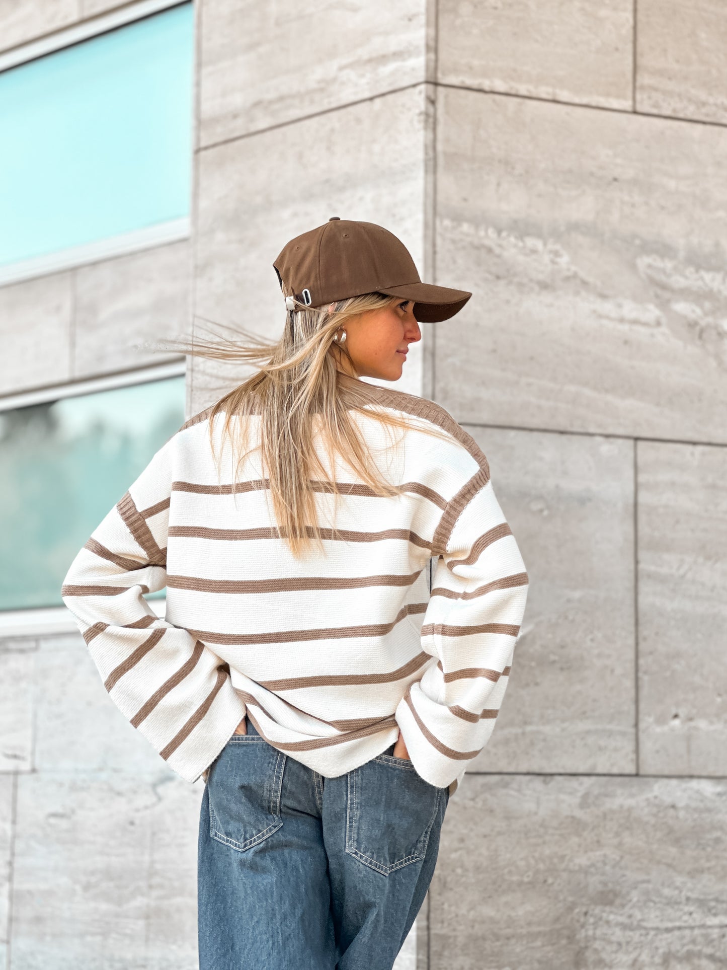Sweater Line Beige